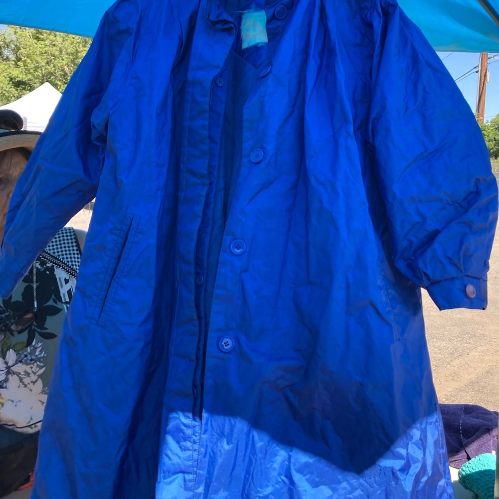 Great removable lined fishing/rain coat and wind breaker